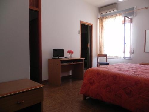 Hotel Fjby Calasetta Luaran gambar