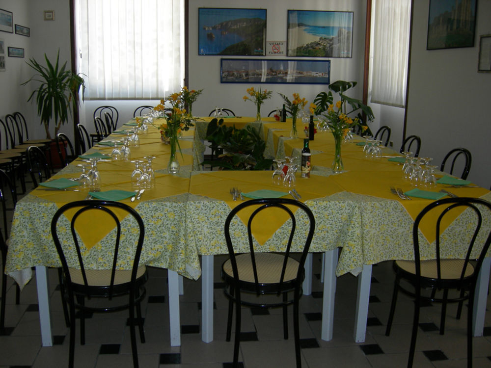 Hotel Fjby Calasetta Luaran gambar